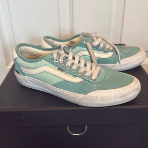 listing-status-banner